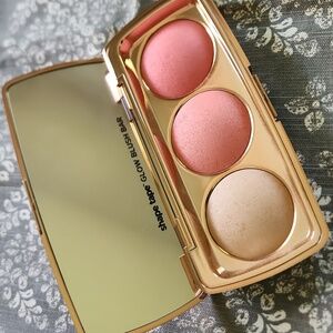 Tarte Glow Blush Bar